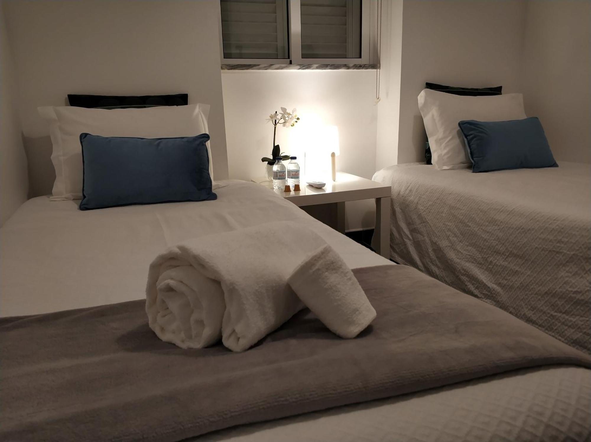 Sleep & Go Faro Airport Guest House Ngoại thất bức ảnh