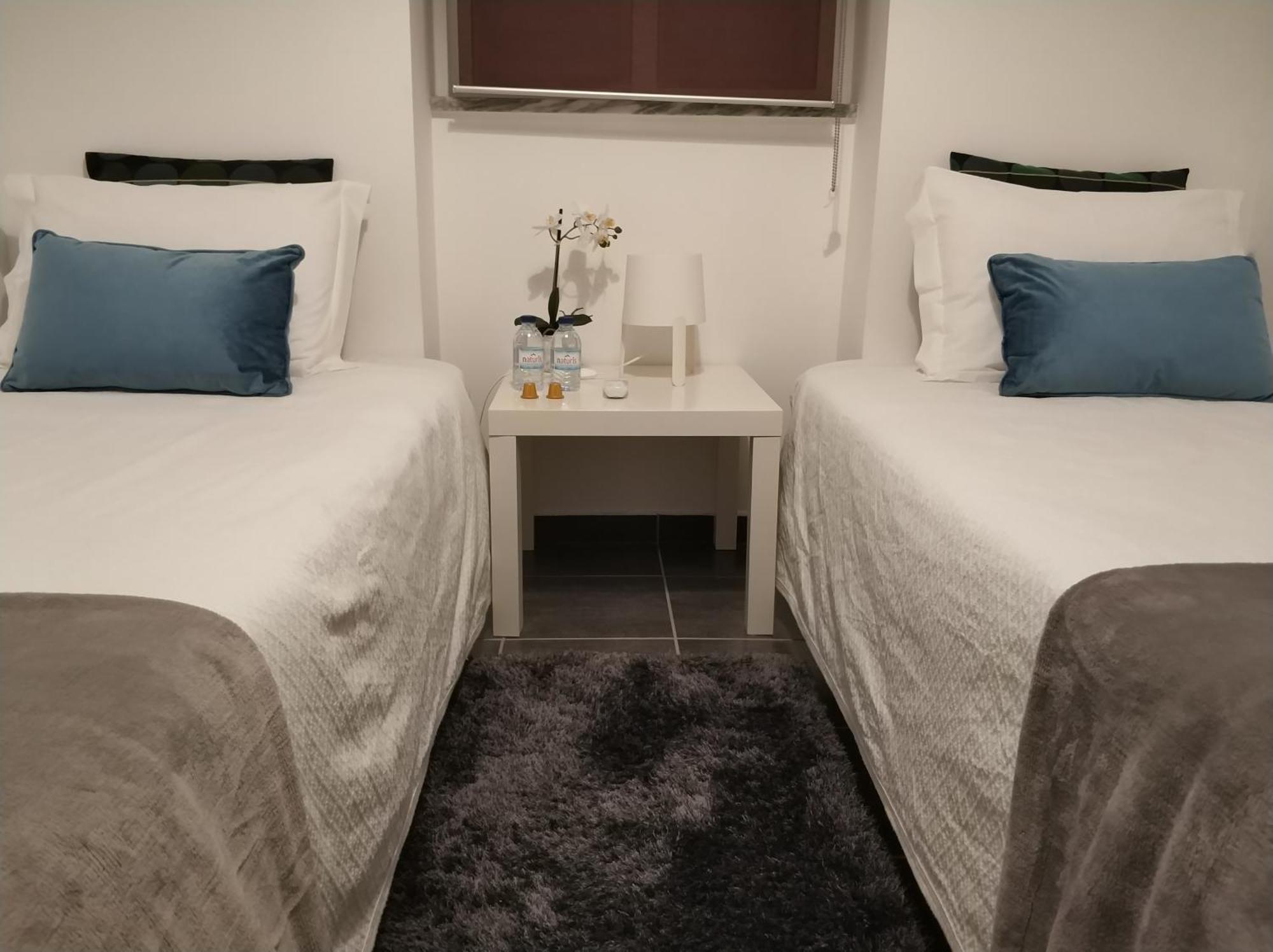 Sleep & Go Faro Airport Guest House Ngoại thất bức ảnh