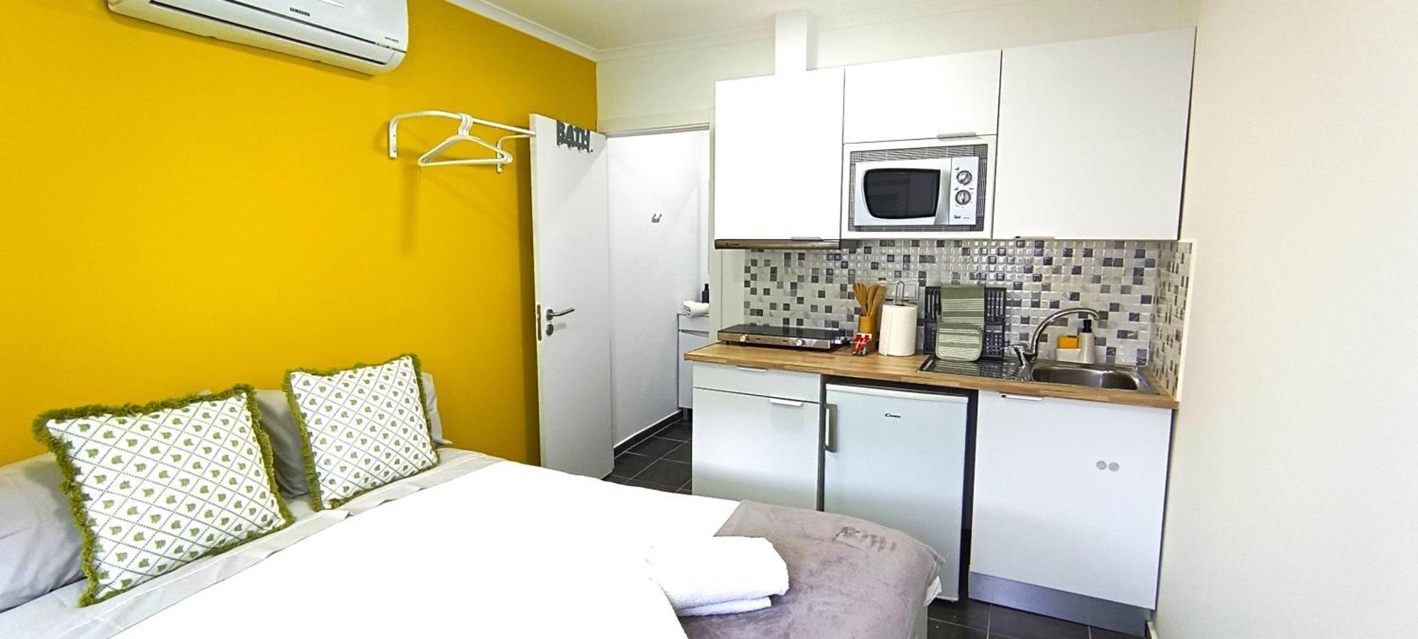 Sleep & Go Faro Airport Guest House Ngoại thất bức ảnh