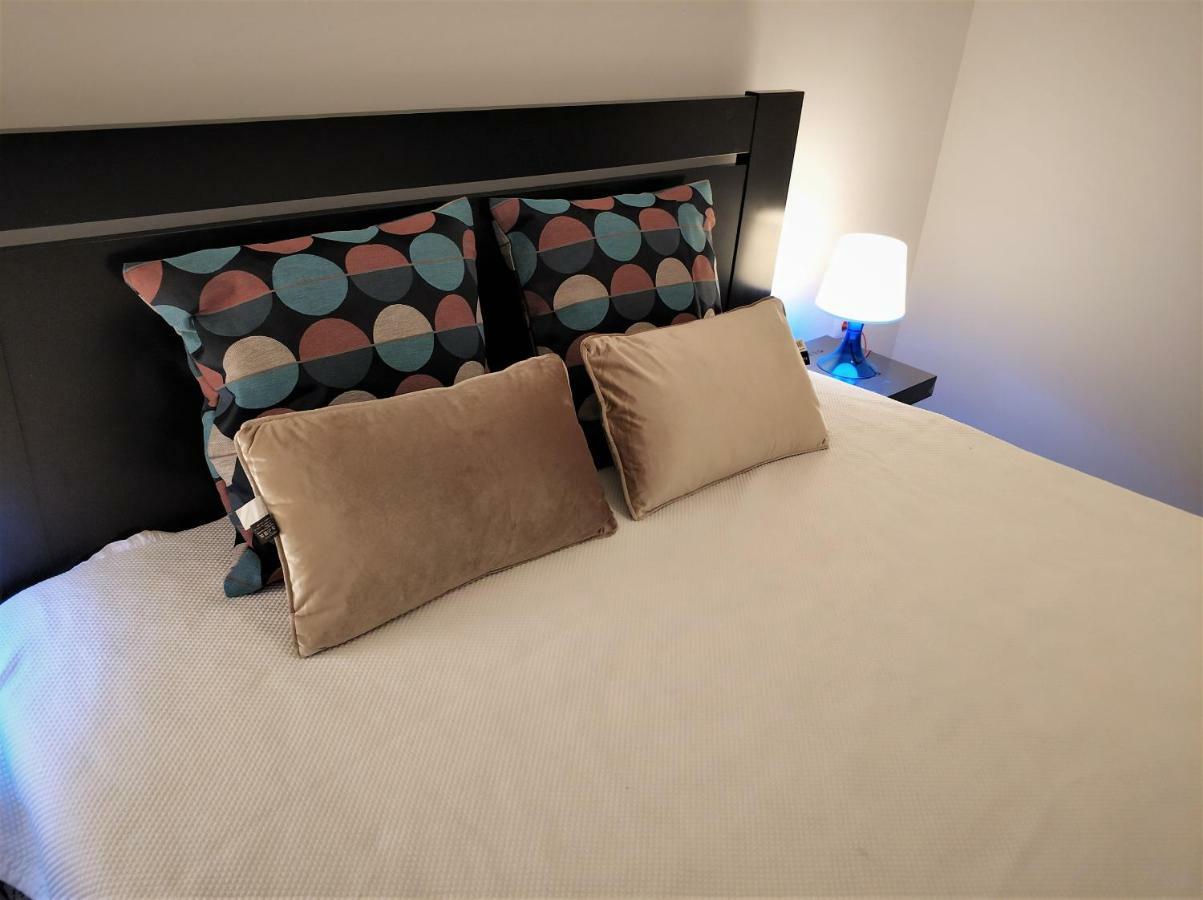 Sleep & Go Faro Airport Guest House Ngoại thất bức ảnh