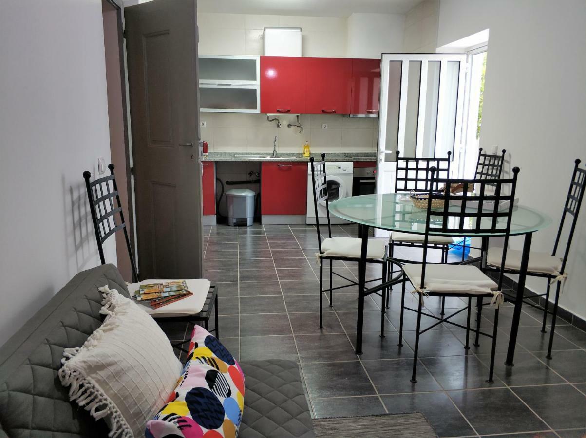 Sleep & Go Faro Airport Guest House Ngoại thất bức ảnh