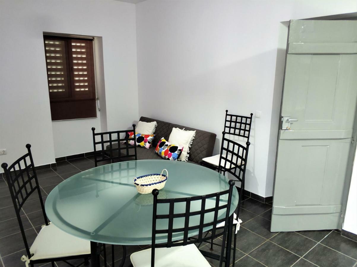 Sleep & Go Faro Airport Guest House Ngoại thất bức ảnh